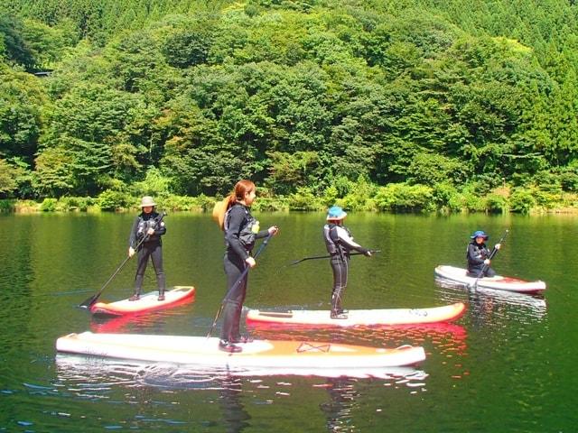 碓氷 軽井沢 ｢初めて SUP 体験｣ 夏休み・晩夏ツアー　アウトドア 自然体験