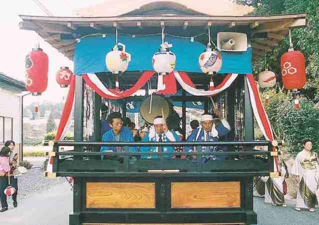 粟野の囃子屋台