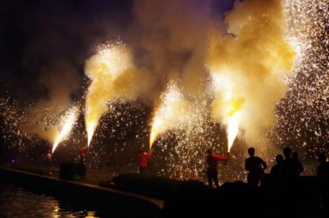 浜名湖花フェスタ2025ファイナルイベント　手筒花火＆浜松市立北星中学校太鼓部の演奏