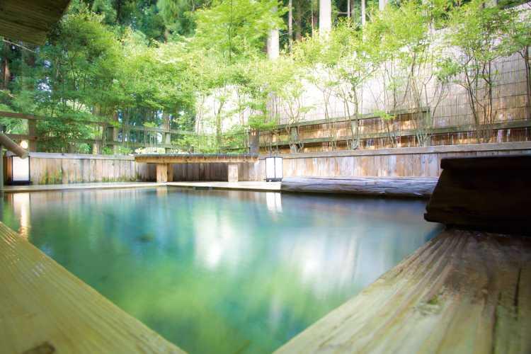 一人旅の女性に嬉しい石川県の温泉宿2選