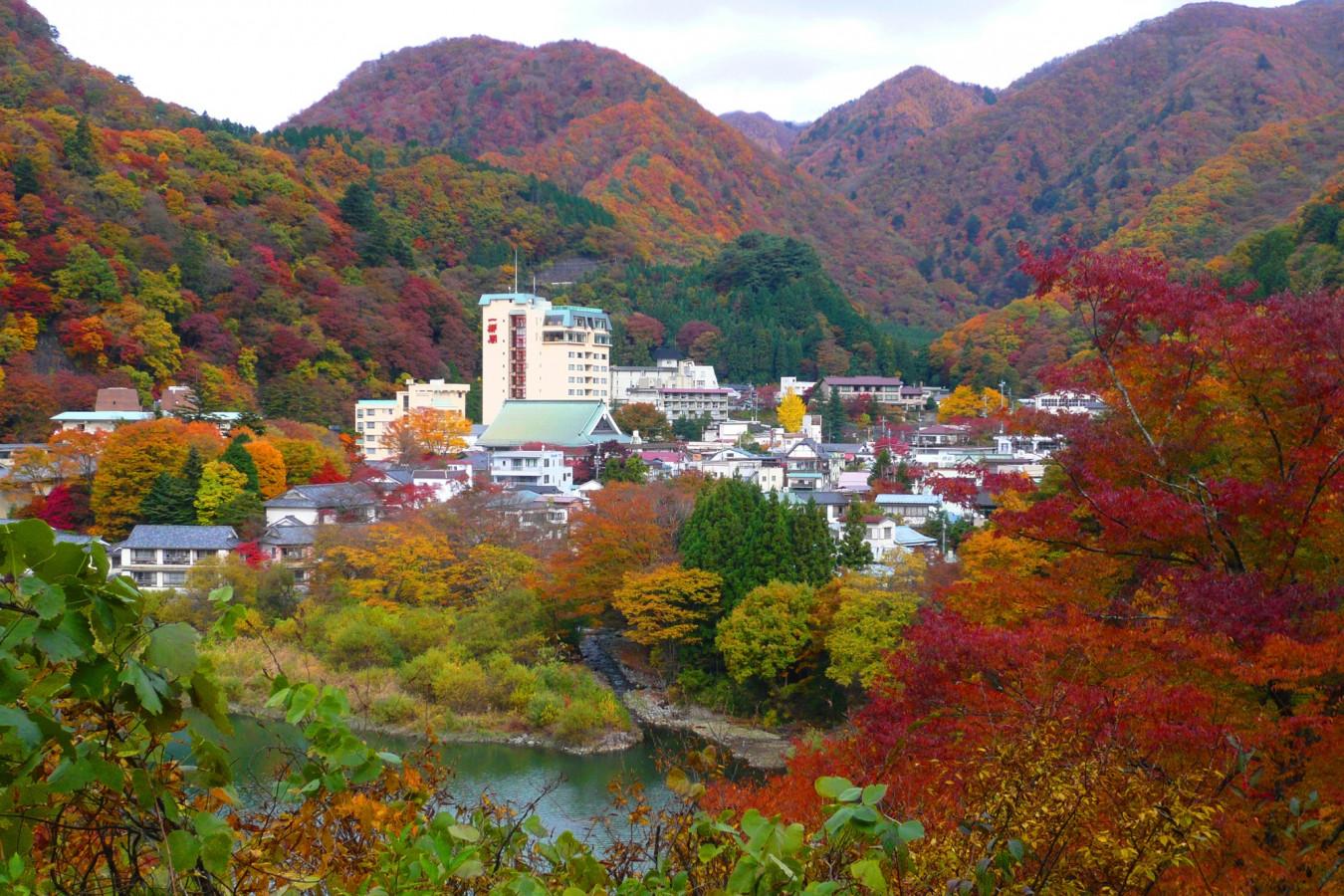 秋の日光・鬼怒川を「まち歩き」でめぐるツアー３選