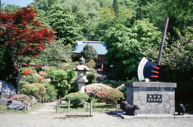 子どもからお年寄りまで一緒に楽しめる、日本の昔ばなしゆかりのスポット